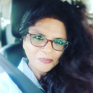 Meet your Posher, Hina